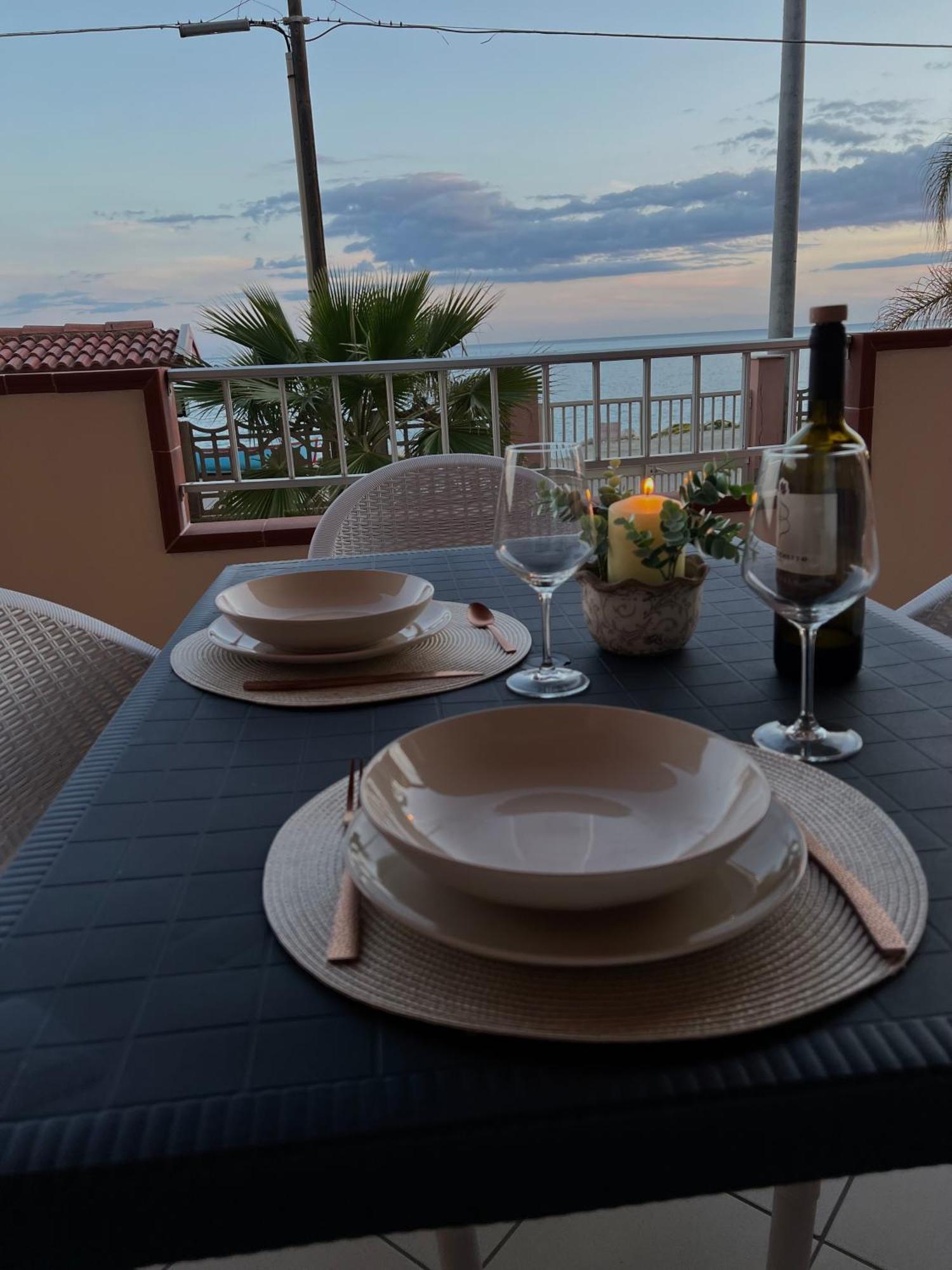 Casa Erika Appartement Bova Marina Buitenkant foto