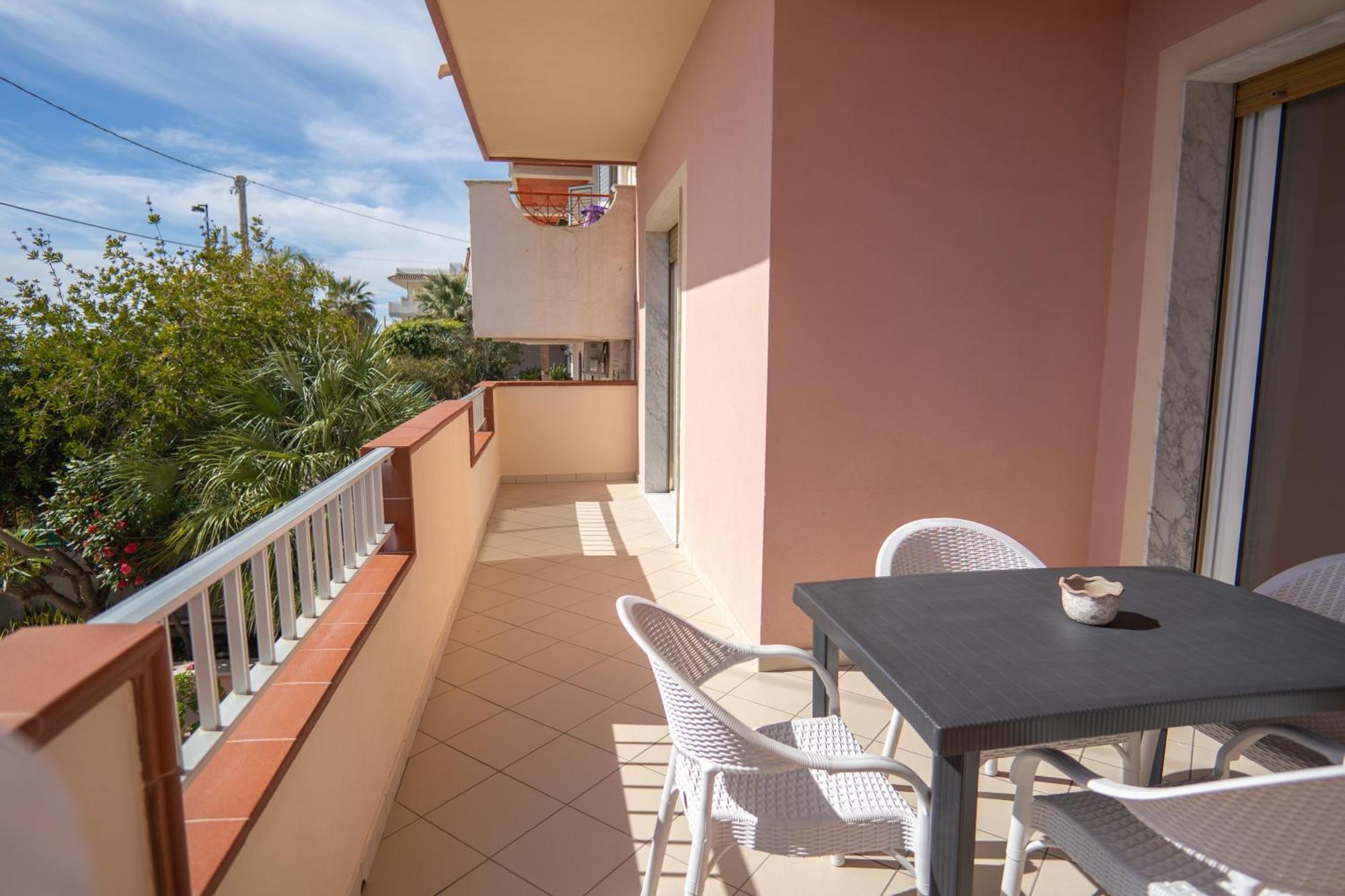 Casa Erika Appartement Bova Marina Buitenkant foto